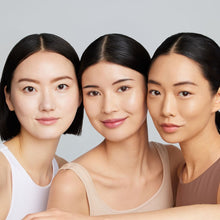 Charger l'image dans la galerie, Skintuition FPS 30 de Jane Iredale  : Fond de teint modulable avec protection solaire 30