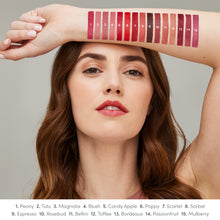 Charger l'image dans la galerie, Colorluxe Rouge à lèvres hydratant de Jane Iredale
